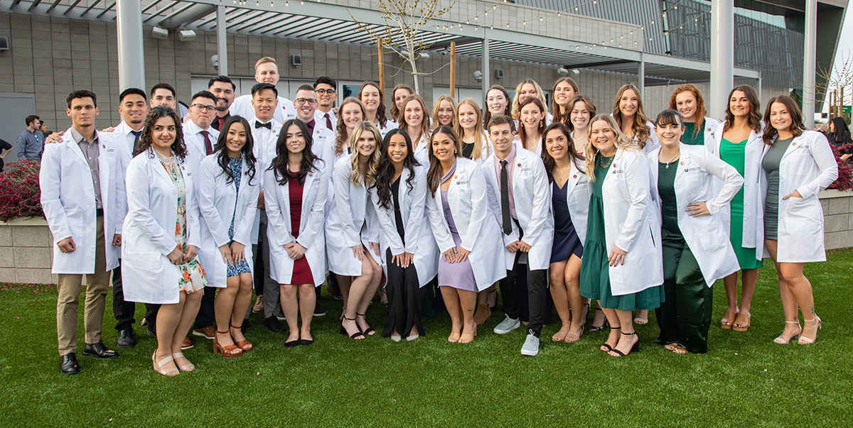 Arizona Doctor Of Physical Therapy Program Celebrates Hybrid Cohort   FPU AZ DPT White Coat Feb 23 